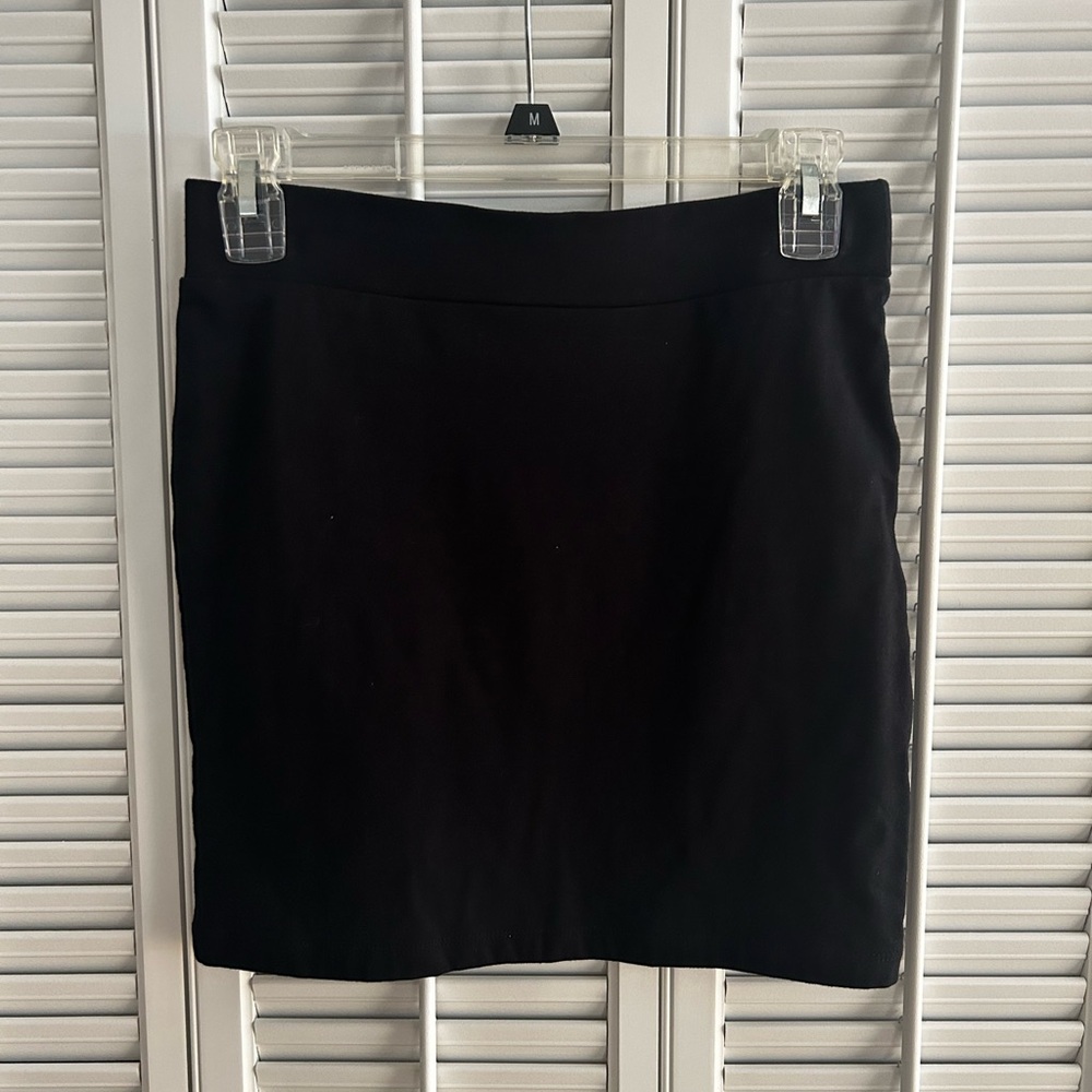Mini pencil skirt